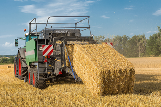 Тюковый пресс-подборщик Fendt 990-12130
