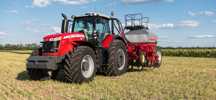  AGCO-RM запускает специальную программу финансирования на тракторы Massey Ferguson® 7700 и 8700 S 