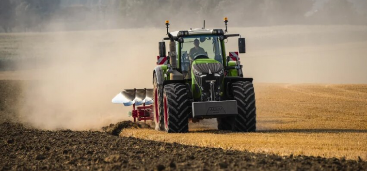  «АГКО Финанс» запускает новую лизинговую программу на тракторы Fendt®