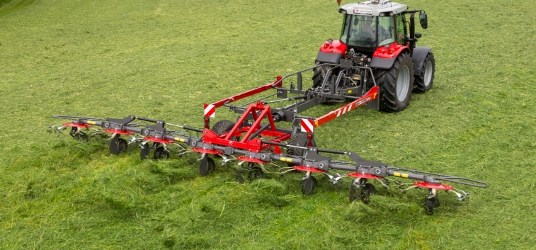 Massey Ferguson проведет онлайн-премьеру оборудования для кормозаготовки