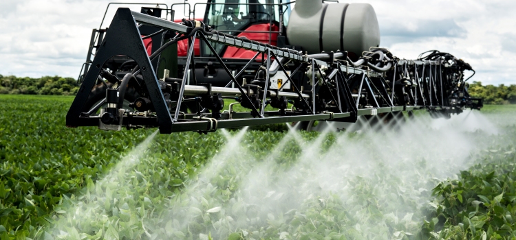 Самоходные опрыскиватели Massey Ferguson® выходят на российские поля