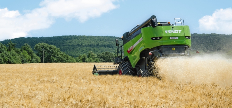 AGCO-RM представляет на российском рынке клавишные комбайны Fendt® 6335C
