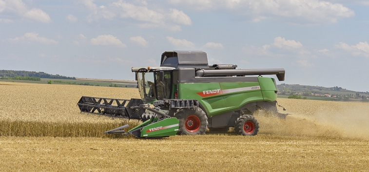AGCO-RM представляет на российском рынке клавишные комбайны Fendt® 6335C