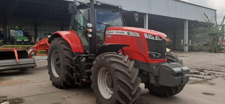 AGCO-RM поставило тракторы Massey Ferguson®  в КФХ «Русское поле»