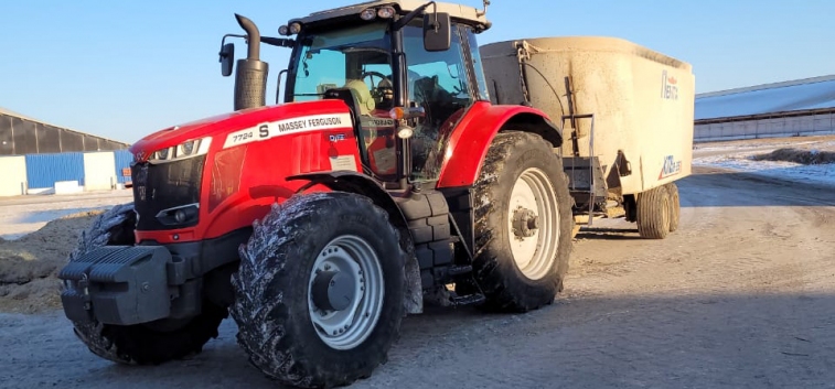 Выносливость и дисциплина: чемпионская история одного трактора Massey Ferguson из «Тюменских молочных ферм» 