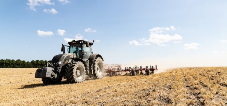 AGCO-RM запускает лизинговую программу  на тракторы Valtra