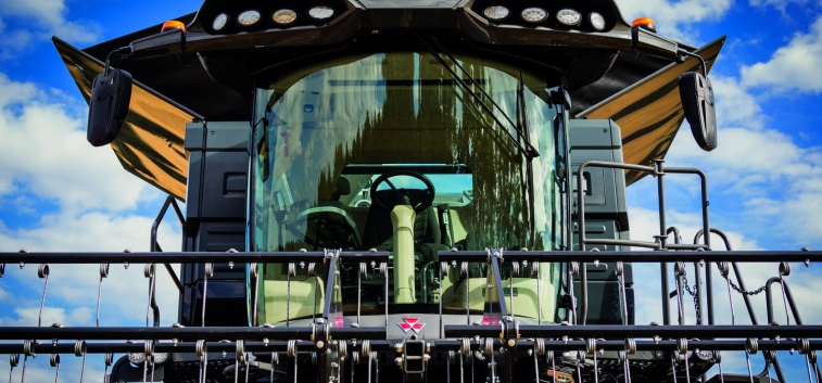 Massey Ferguson® объявляет о скором выходе революционного комбайна Ideal на российский рынок